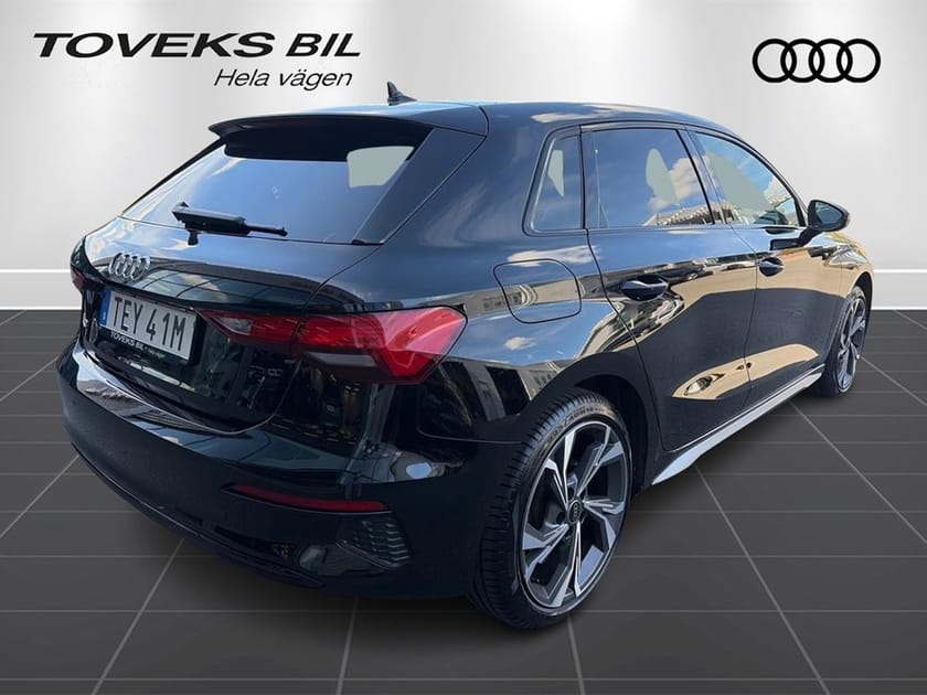 Bild 2 av Audi A3 Sportback 35 TFSI 1,5 150hk 18" 	Bang & olufsen
