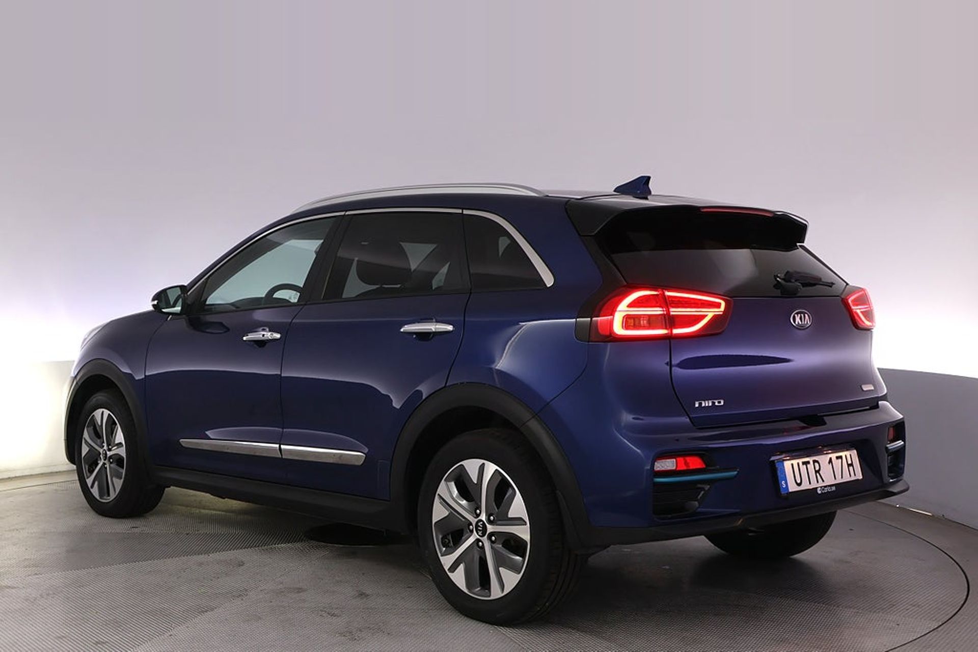 Kia e-Niro 64 kWh Advance 2021, photo 4/10