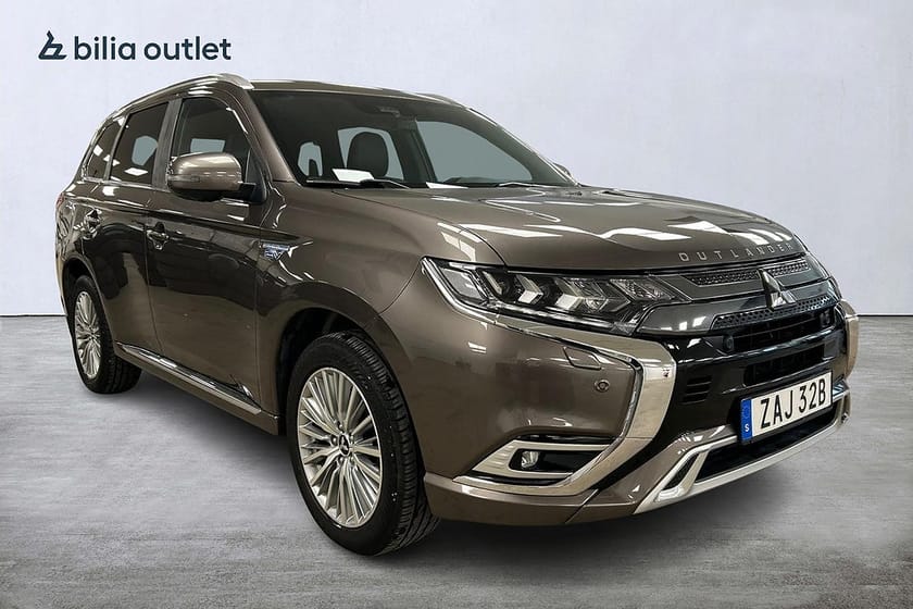 Bild 2 av Mitsubishi Outlander PHEV CVT Business 360°kam Drag Skinn Power Sound System