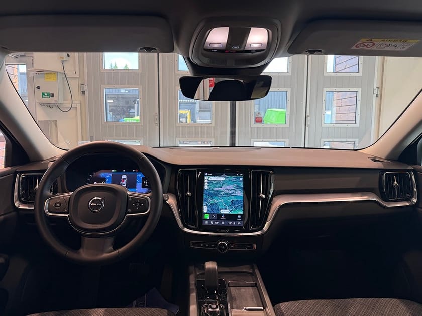 Bild 5 av Volvo V60 B4 Mildhybrid Core Gps Blis Pilot Assist B-kamera 197hk