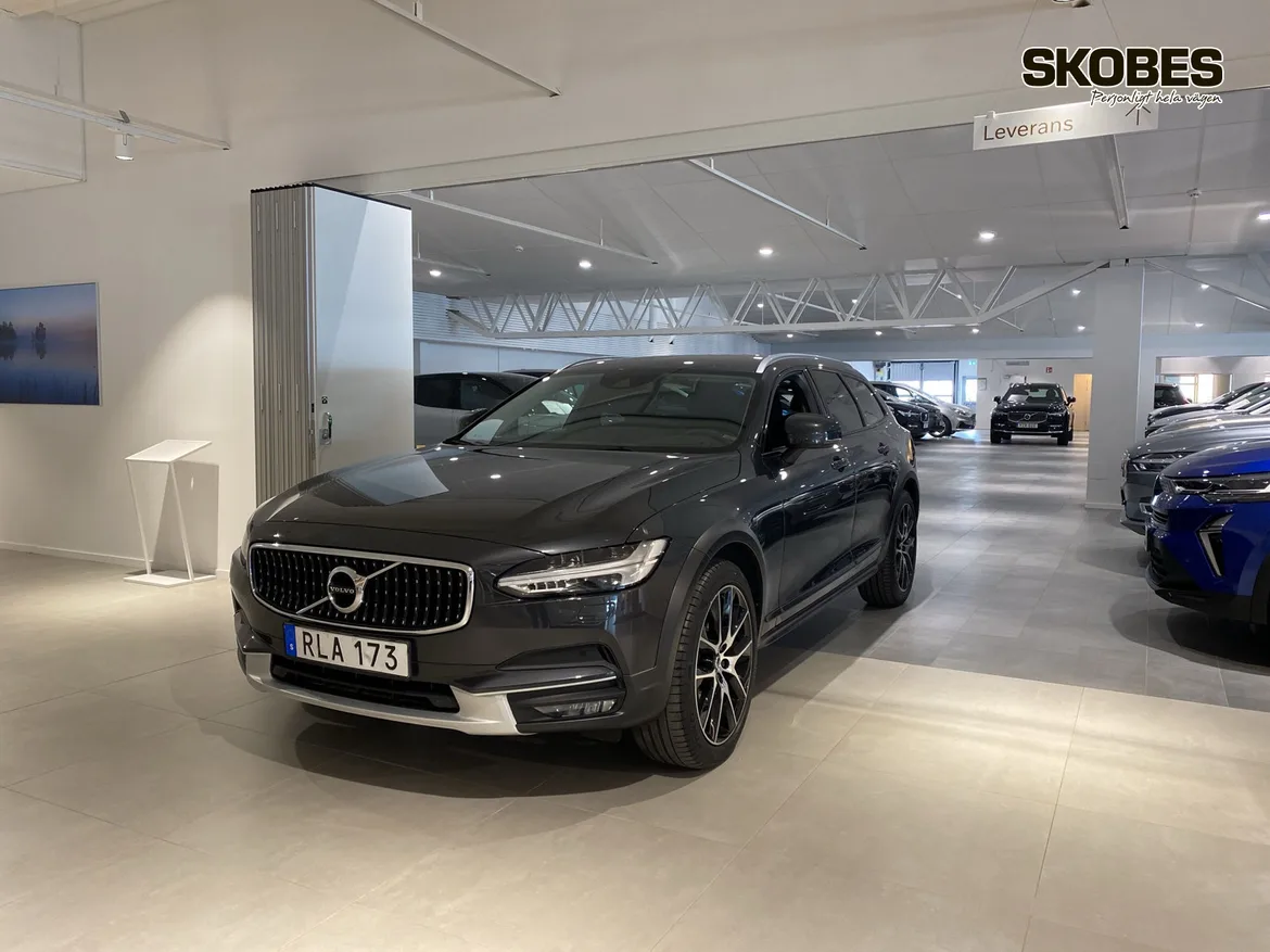 Volvo V90 Cross Country