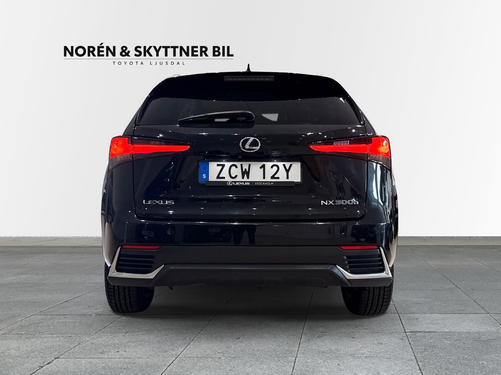 Lexus NX 197 л.с.