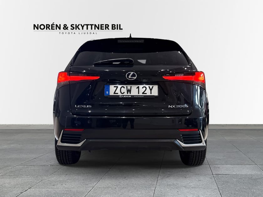 Bild 4 av Lexus NX 300h AWD