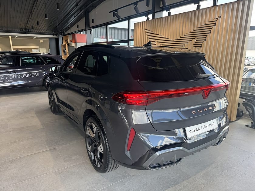 Bild 5 av CUPRA Terramar e-Hybrid CUPRA 1.5 204 DSG6 LADDHYBRID