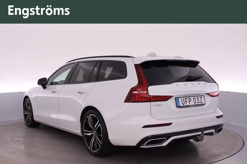 Bild 5 av Volvo V60 RECHARGE T6 AWD R-DESIGN AUT/VOC/Drag/H&K/Navi