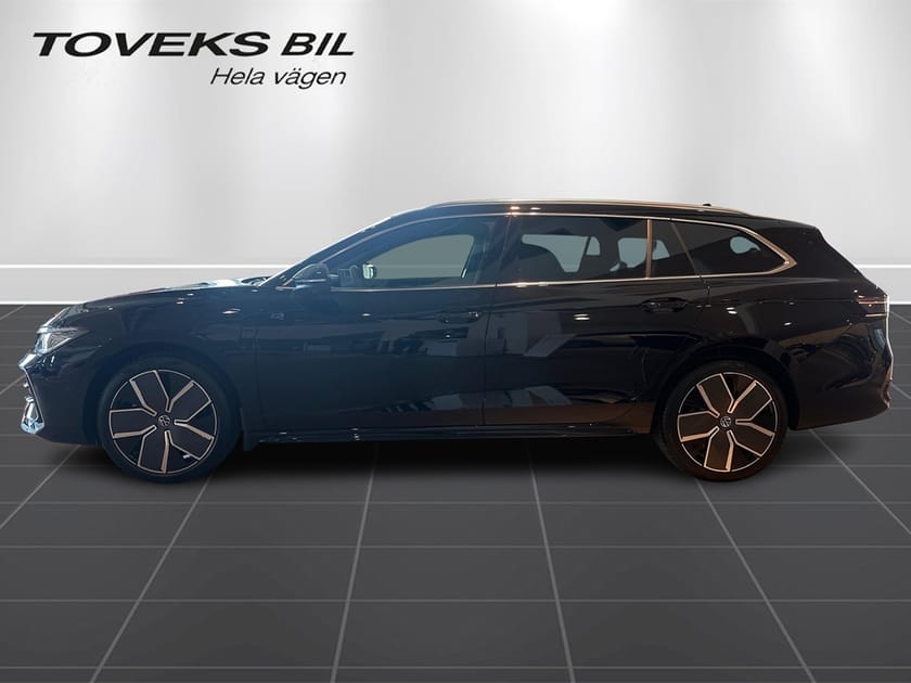Bild 2 av Volkswagen Passat Variant eHybrid 272 DSG6 R-LINE