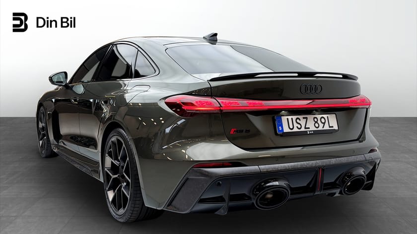 Bild 3 av Audi RS 5 Sedan Keramiska Full Carbon Sport-paket Pano HuD