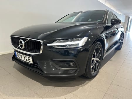 Volvo V60 D3 AWD Momentum Advanced SE II / Dragkrok / Navigation / Backkamera /