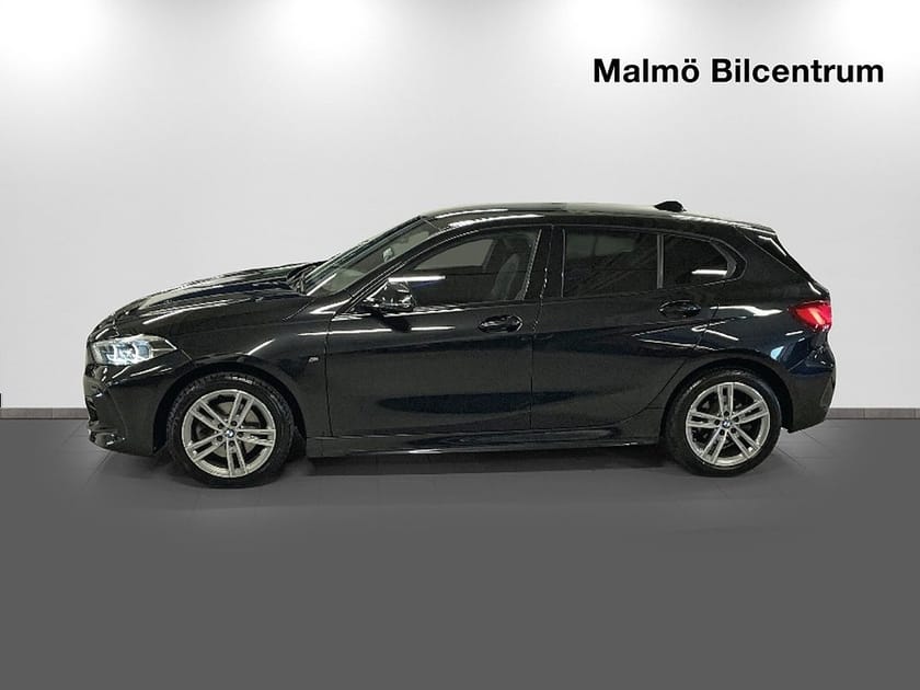 Bild 4 av BMW 118i Steptronic 136 hk M Sport Euro 6