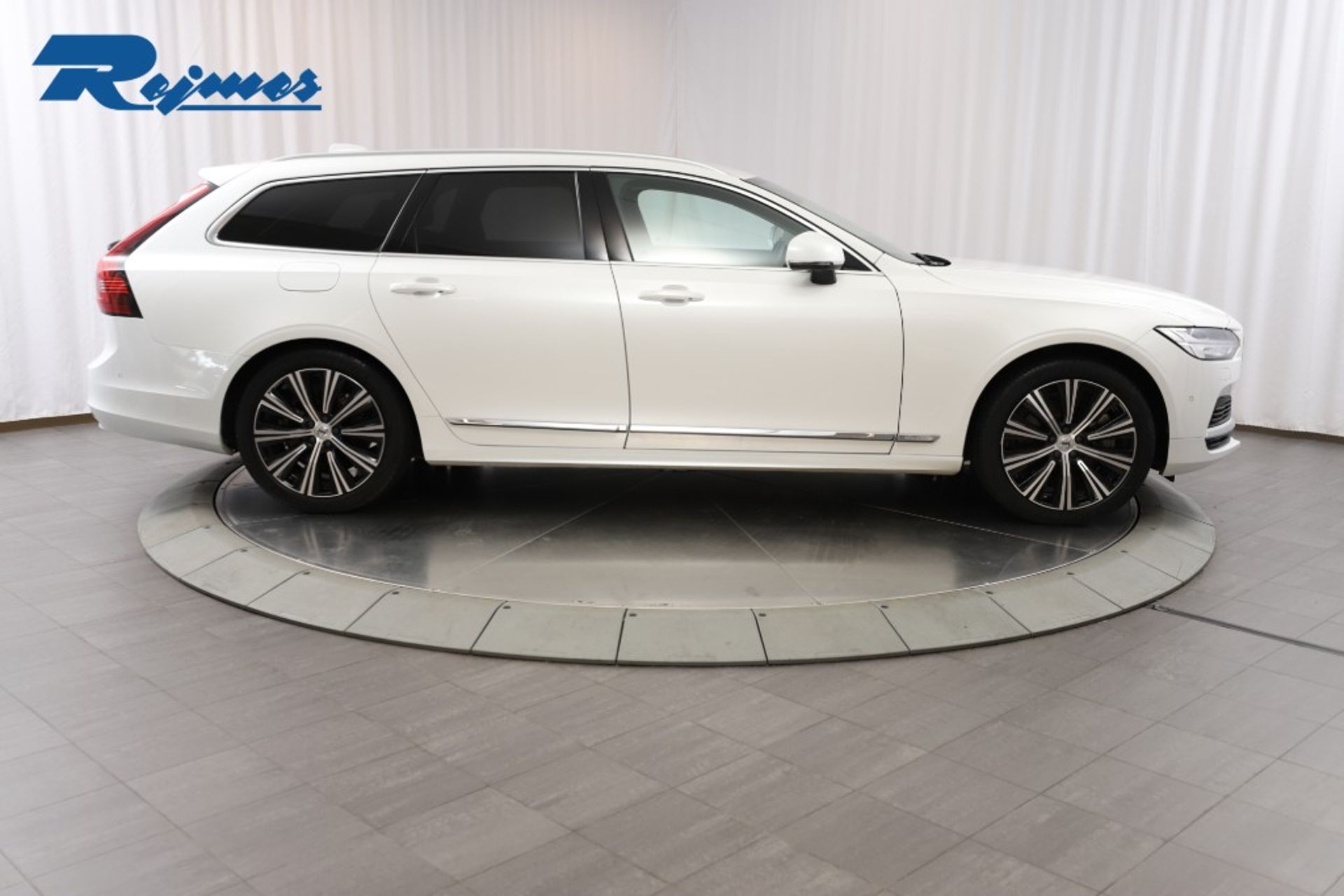 Volvo V90 2023, bild 3/10