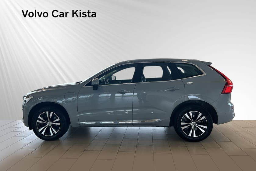 Bild 3 av Volvo XC60 Recharge T6 II Core Edition Panorama Drag 360Kam