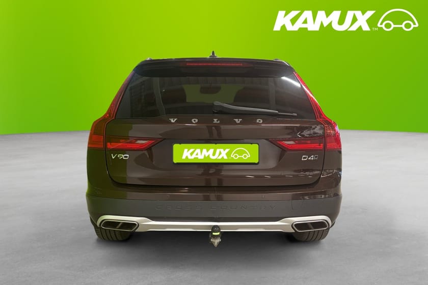 Bild 5 av Volvo V90 Cross Country D4 AWD  Värmare Drag Navi Skinn