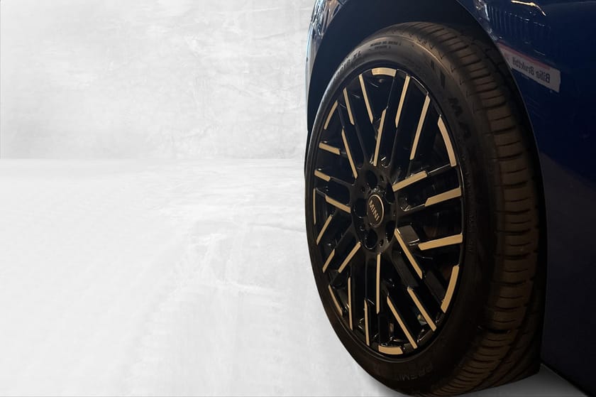 Bilde 2 av MINI Cooper SE Trim Package XL Ryggekamera, Soltak, HeadUp, H/K
