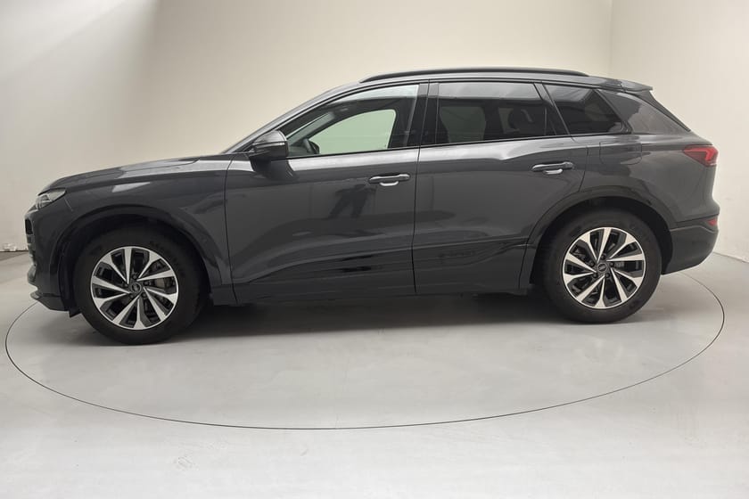Bild 2 av Audi Q6 e-tron quattro 100kWh 388hk Tech plus