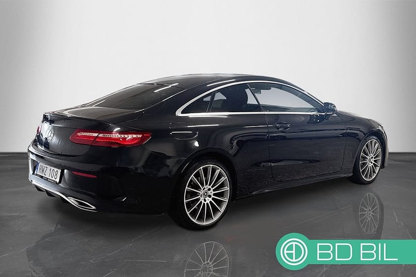 Bild 4 av Mercedes-Benz E 220 d Coupé 4MATIC E220d AMG WIDESCREEN PANORAMA BACKKAMERA