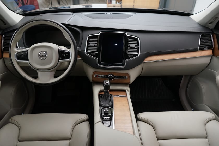 Bild 5 av Volvo XC90 7-seater T5 AWD Inscription 7-säten, Dragkrok, Harman Kardon