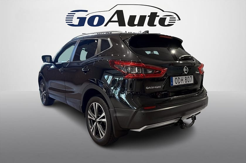Bild 5 av Nissan Qashqai 1.3 DIG-T Manuell 140hk Drag Tekna 360-kamera