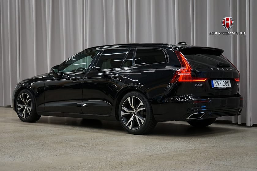 Bild 4 av Volvo V60 D3 R-Design Dvärme HUD Kamera Carplay BLIS Rattvärme