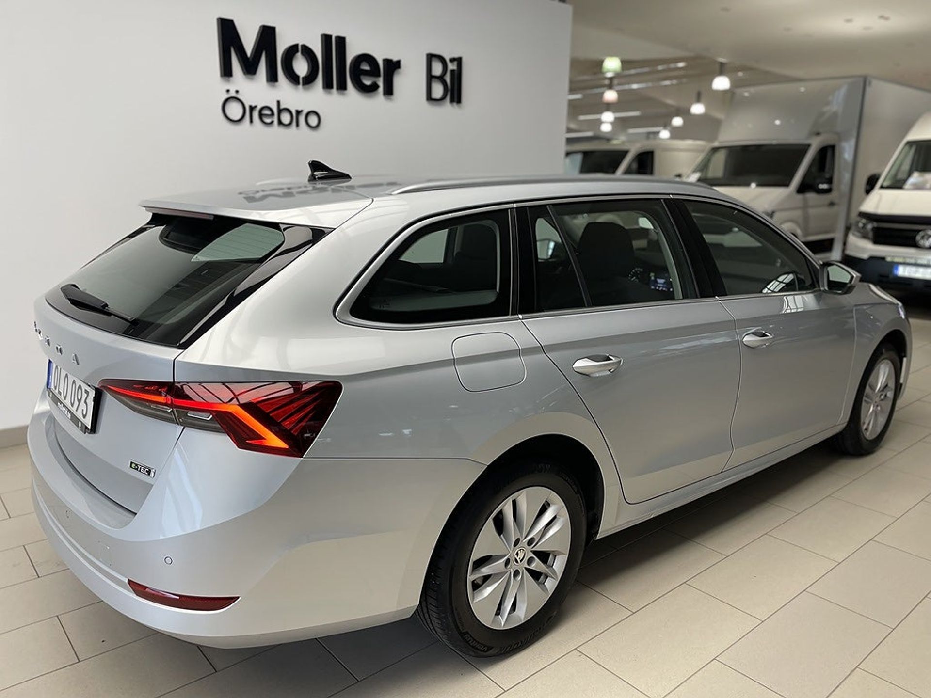 Skoda Octavia 2024, bild 7/10