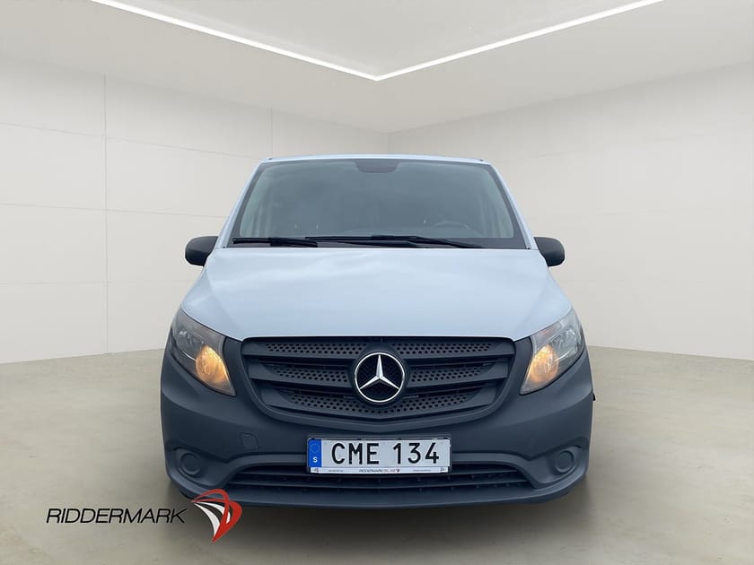 Bild 5 av Mercedes-Benz Vito 111 CDI 2.8t L2 Värm Drag 3-Sits Farthållare MOMS