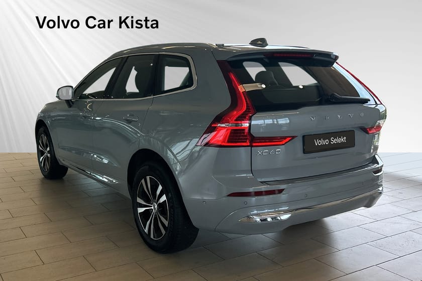 Bild 4 av Volvo XC60 Recharge T6 II Core Edition Panorama Drag 360Kam