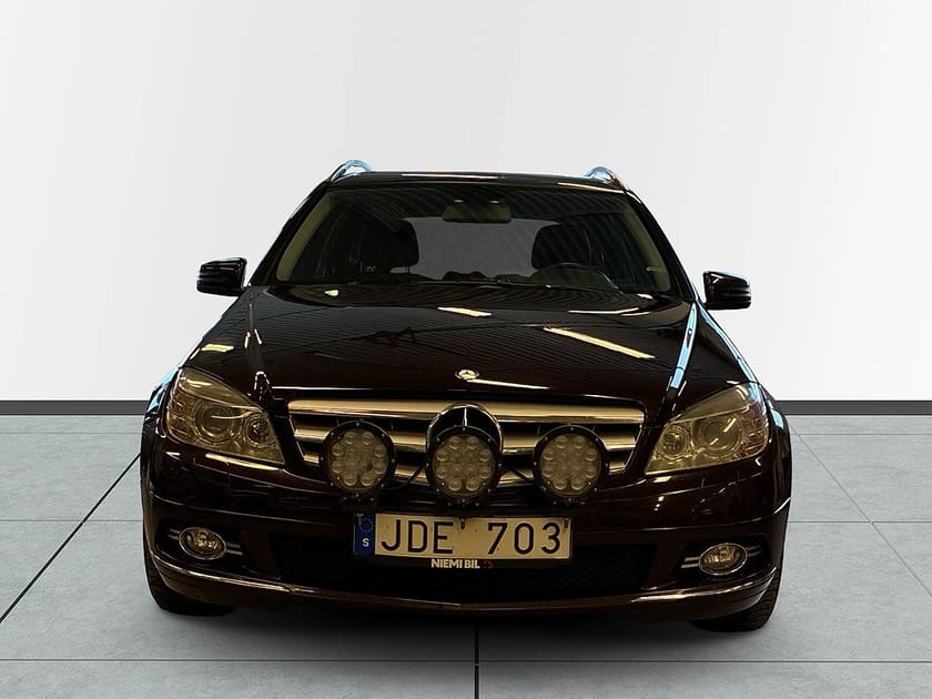 Bild 2 av Mercedes-Benz C 250 T CDI 4MATIC BE Sov-däck/Drag/P-sens/D-värmare/Kedja