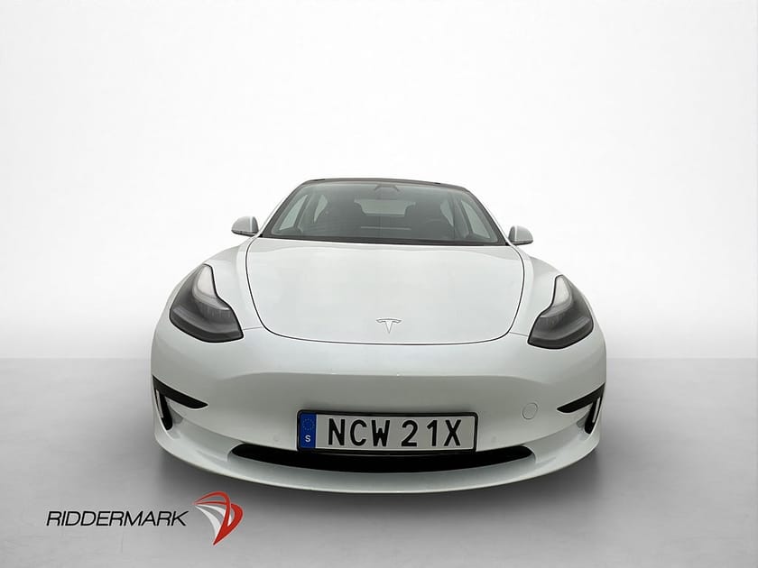 Bild 3 av Tesla Model 3 Standard Range Plus Autopilot Pano Svensksåld
