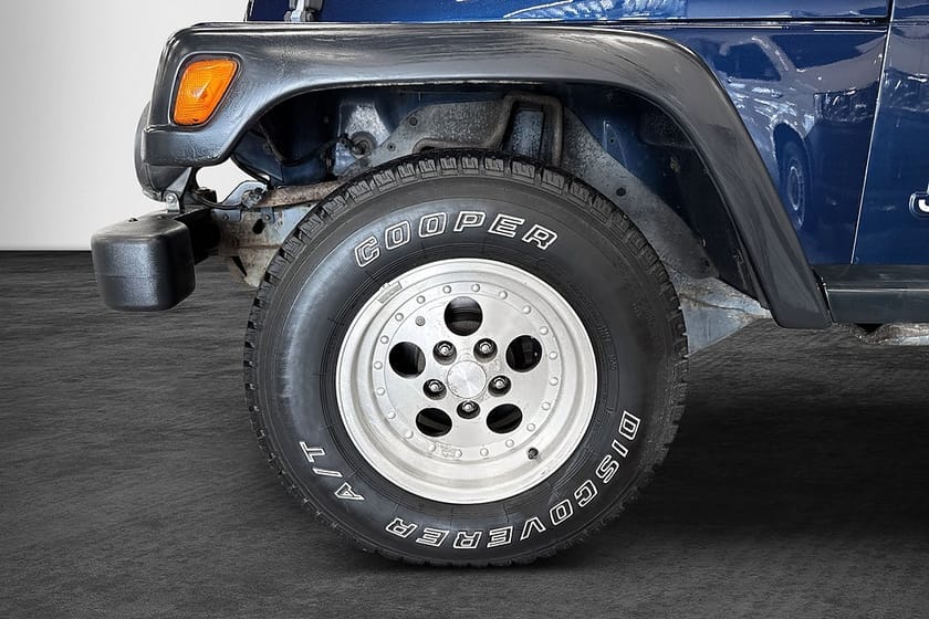 Bild 2 av Jeep Wrangler 4.0 4WD (184hk) 1 Ägare / Hög & Lågväxel / Stereo