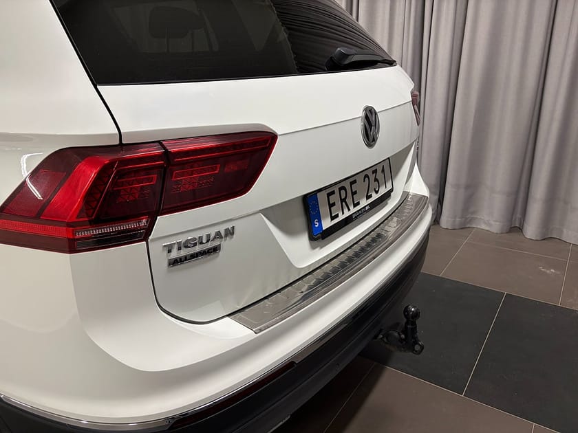 Bild 4 av Volkswagen Tiguan Allspace 7-sätes 2.0 TDI 4Motion GT 7-Sits P-Värmare Drag
