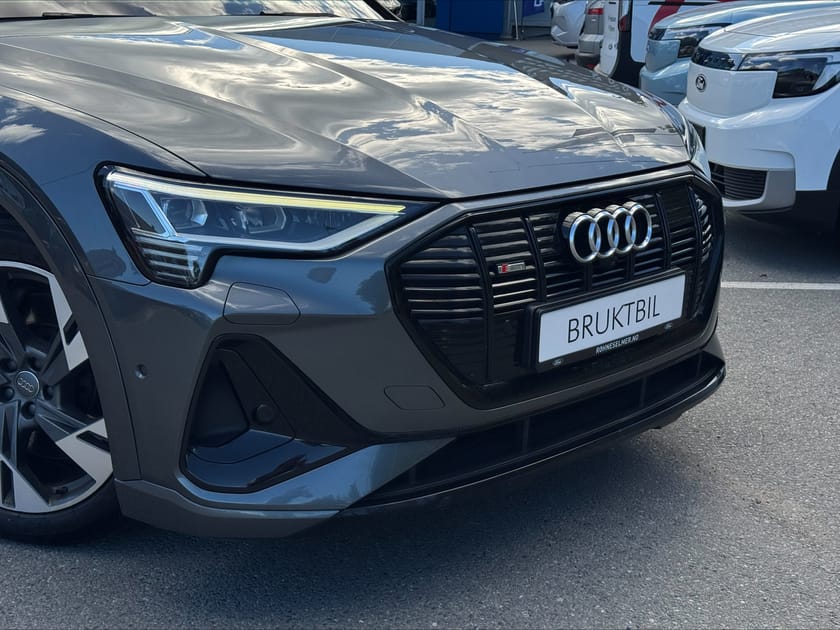 Bilde 3 av Audi e-tron 50 quattro S line | Luftfjæring | Krok | 360° kamera