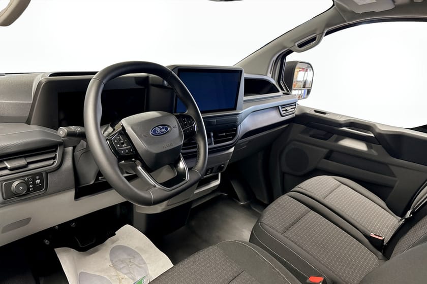 Bild 5 av Ford E-Transit Custom 320 E-Custom Skåp Trend 320S SWB Elmotor 160kW/218hk 1-vxl RWD El