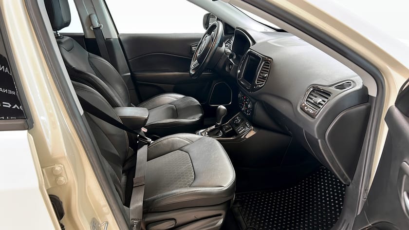 Bild 3 av Jeep Compass 4xe Limited PHEV 4WD Aut