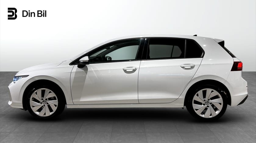 Bild 2 av Volkswagen Golf eTSI150 DSG Editon/Drag/Kamera/Keyless