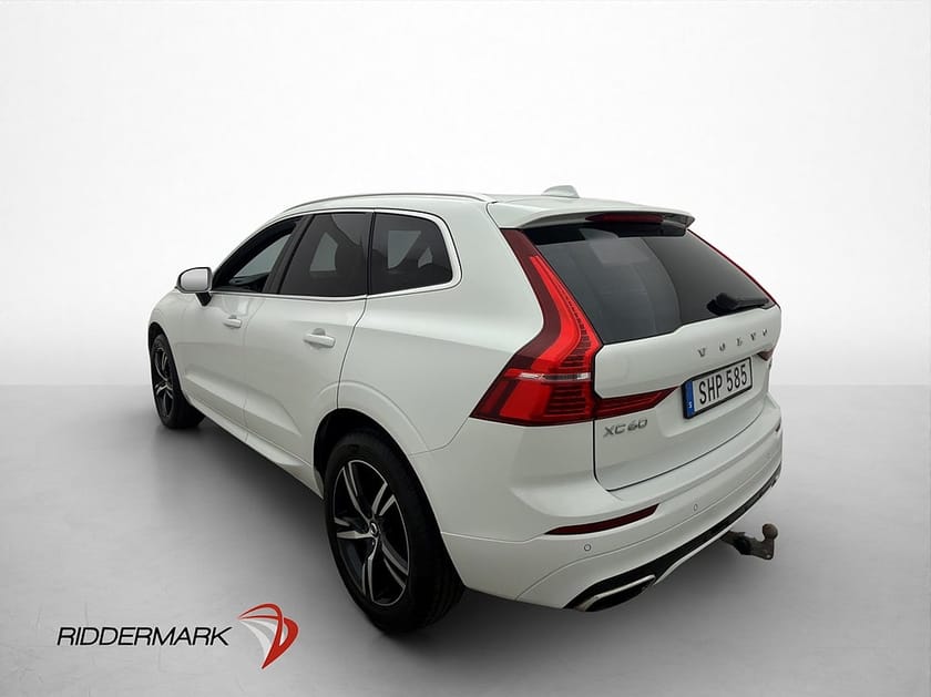 Bild 5 av Volvo XC60 T5 250hk AWD R-Design Panorama Navi B-kamera Drag