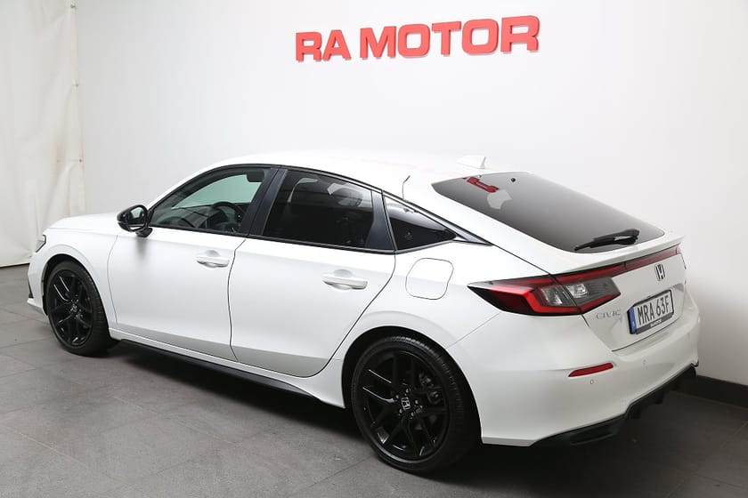 Bild 4 av Honda Civic e:HEV FullHybrid CVT Sport 184hk | DEMOBIL
