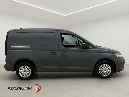 Volkswagen Caddy Cargo Värmare Drag B-Kamera CARPLAY Moms