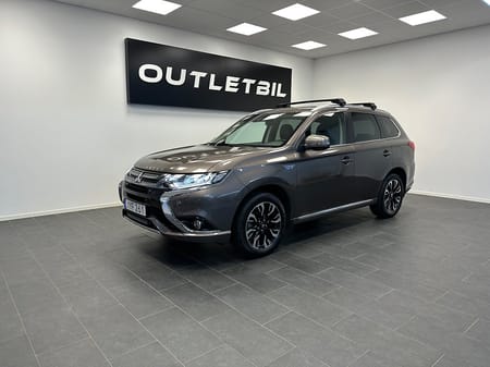Mitsubishi Outlander PHEV CVT Business Dragkrok RockFord 360-kam Läder