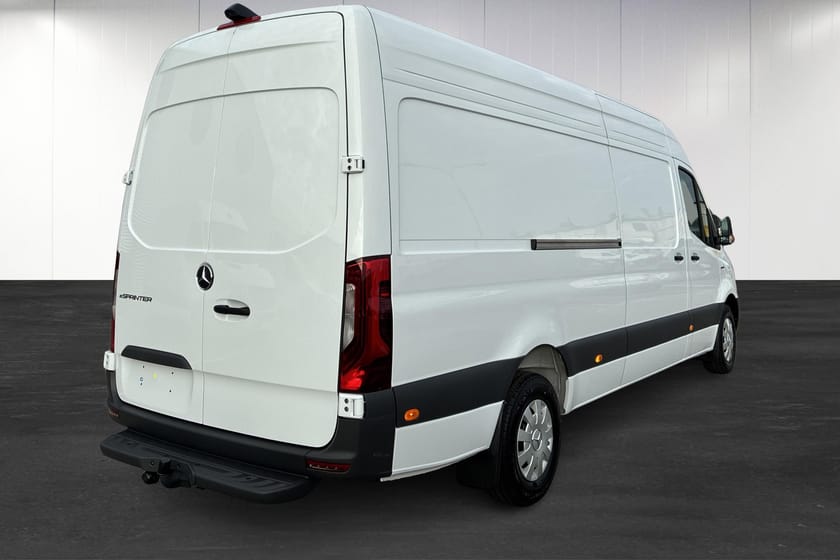Bild 3 av Mercedes-Benz eSprinter 420 113 kWh