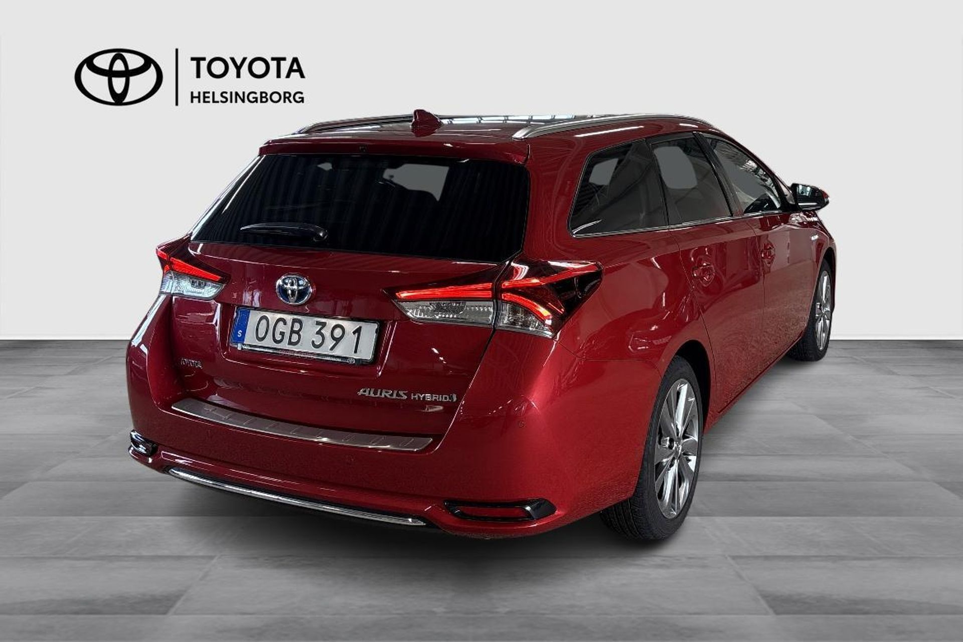 Toyota Auris Touring Sports Hybrid 2016, bild 4/10