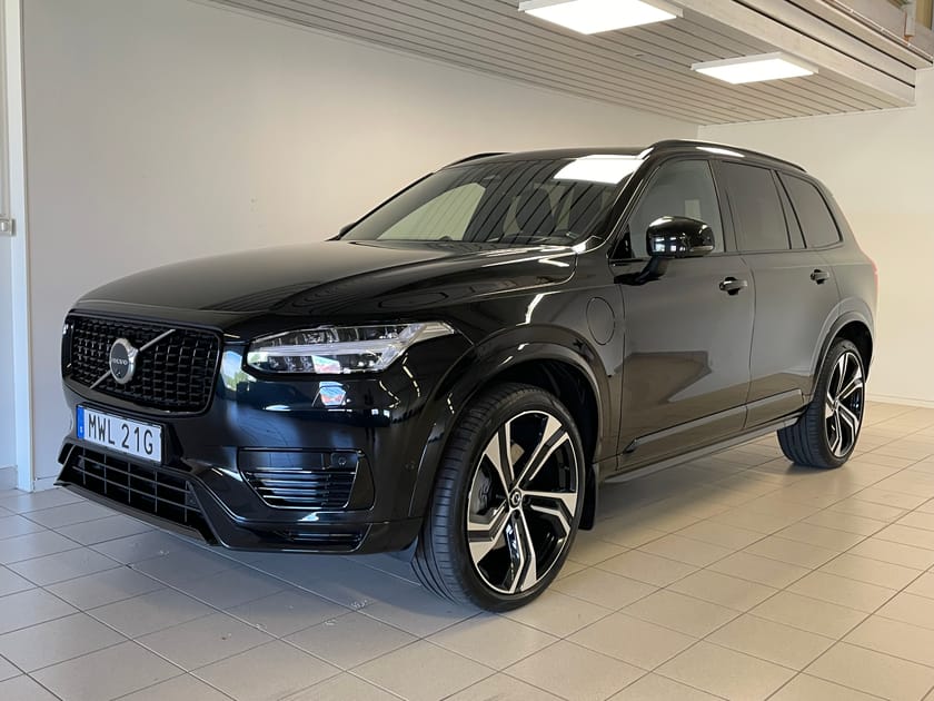 Bild 1 av Volvo XC90 7 Säten T8 Ultra Dark Edition Drag B&W 360 Kamera HuD Luftfjädring