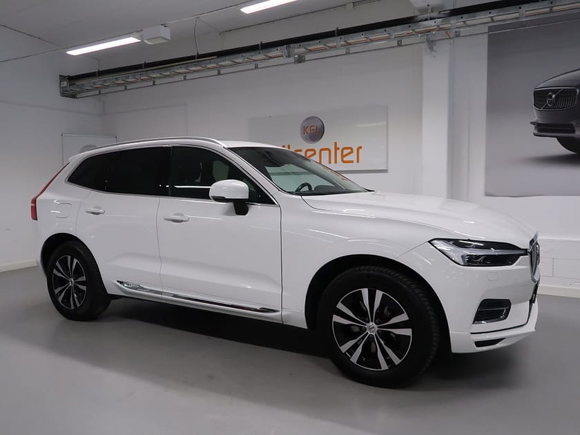 Bild 4 av Volvo XC60 Recharge T6 AWD V-däck ingår-Aut-Drag-kamera-BLIS Euro6