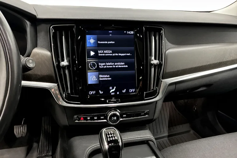 Volvo V90 Cross Country