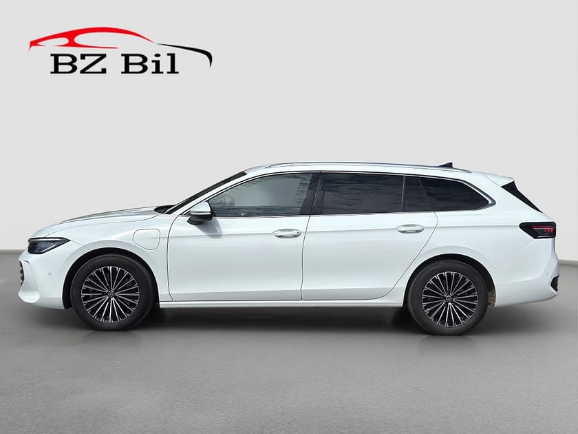 Bild 2 av Volkswagen Passat Variant eHybrid 1.5 TSI 272hk Elegance Moms Drag Värmare