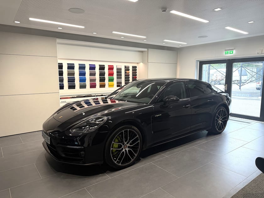 Bild 2 av Porsche Panamera 4 E-Hybrid 