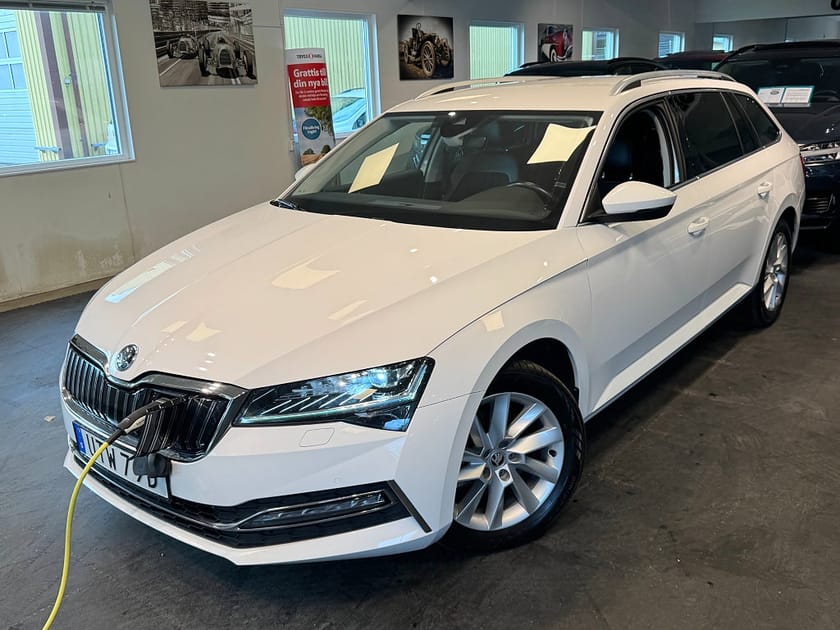 Bild 2 av Škoda Superb iV Kombi