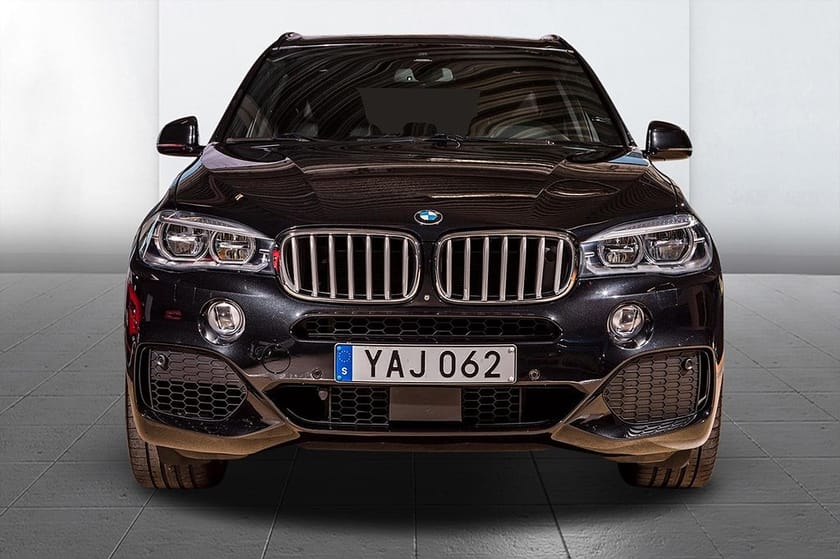 Bild 3 av BMW X5 xDrive50i M Sport Drag Pano Läder HUD Kamera H/K 450hk