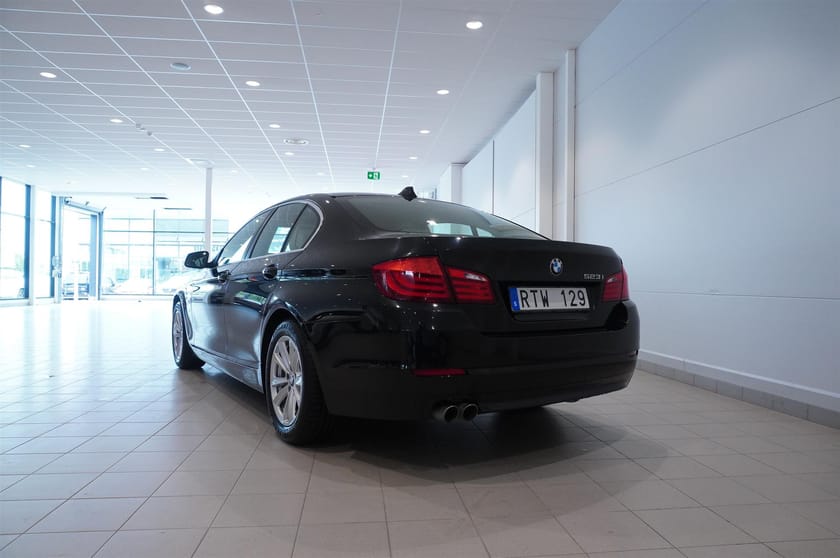 Bild 4 av BMW 523i Sedan Automat Drag Läder PDC HiFi