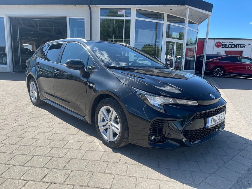 Bild 3 av Suzuki Swace Hybrid 1.8 VVT-i E-CVT 122 hk ENDAST 2323 mil