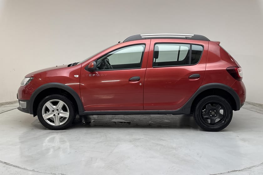 Bild 2 av Dacia Sandero Stepway 0.9 TCe (90hk)