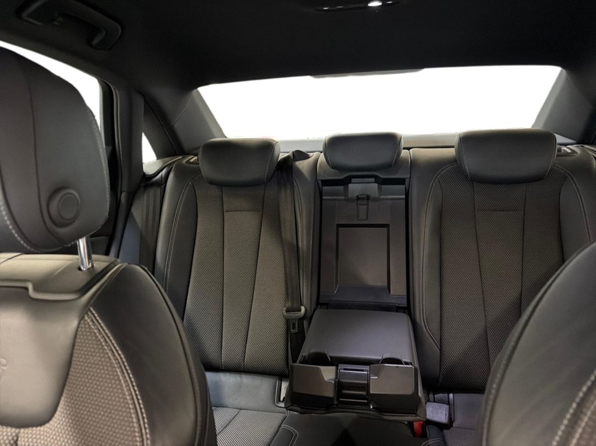 Audi Audi A4 Sedan — bild 23